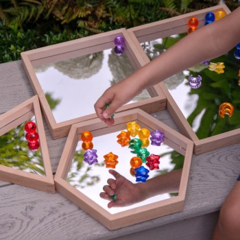 Dažādu Formu Spoguļu Paplātes Komplekts 4 Paplātes - Tickit Dažādu Formu Spoguļu Paplātes Komplekts 4 Paplātes - Tickit