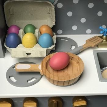 RAINBOW WOODEN EGGS, 7 PIECES - TICKIT