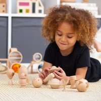 KOKA KOSMOSA FIGŪRU KOMPLEKTS - TICKIT