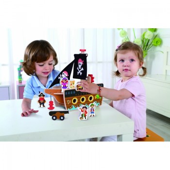 PIRĀTU KUĢIS AR FIGŪRIŅĀM - TOOKY TOY