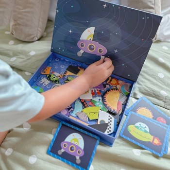 MAGNĒTISKĀ KOSMOSA PUZLE - TOOKY TOY