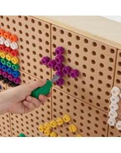 KRĀSAINO SKRŪVJU KOMPLEKTS STEM RADOŠAJAI TĀFELEI, 512 GABALI, DAŽĀDAS KRĀSAS - MASTERKIDZ
