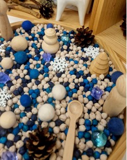 Sensoro Rotaļu Komplekts Mini Winter Wonderland - OUWAKIDS Sensoro Rotaļu Komplekts Mini Winter Wonderland - OUWAKIDS