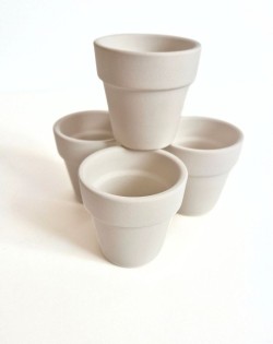 MAZS KERAMIKAS PUĶU PODIŅŠ - OUWAKIDS MAZS KERAMIKAS PUĶU PODIŅŠ - OUWAKIDS