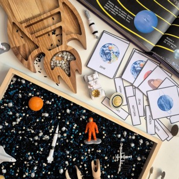 KOSMOSA PĒTNIEKS, LIELAIS SENSORO SPĒĻU KOMPLEKTS - OUWKIDS