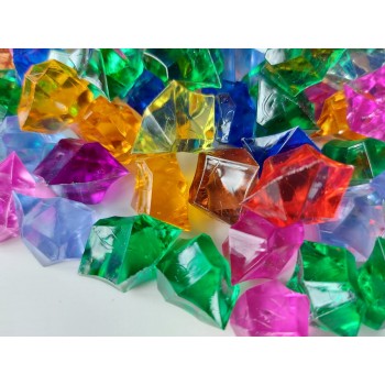 Acrylic diamonds, 85 pieces