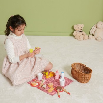 Picnic Set in Wicker Basket - VIGA