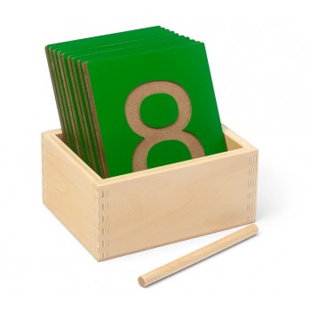 Iegravēti Cipari 0 Līdz 9 Koka Kastē Iegravēti Cipari 0 Līdz 9 Koka Kastē